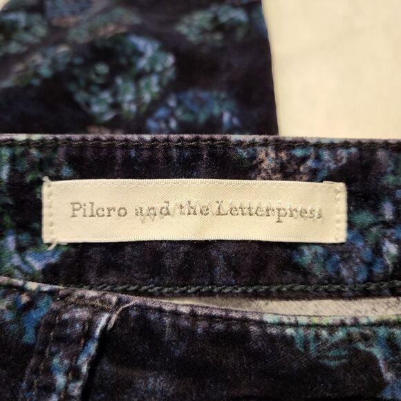 NWOT Anthropologie Pilcro and the Letterpress script velvet skinny floral pants - Picture 5 of 10